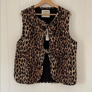 Damson Women's Leopard Print Vest